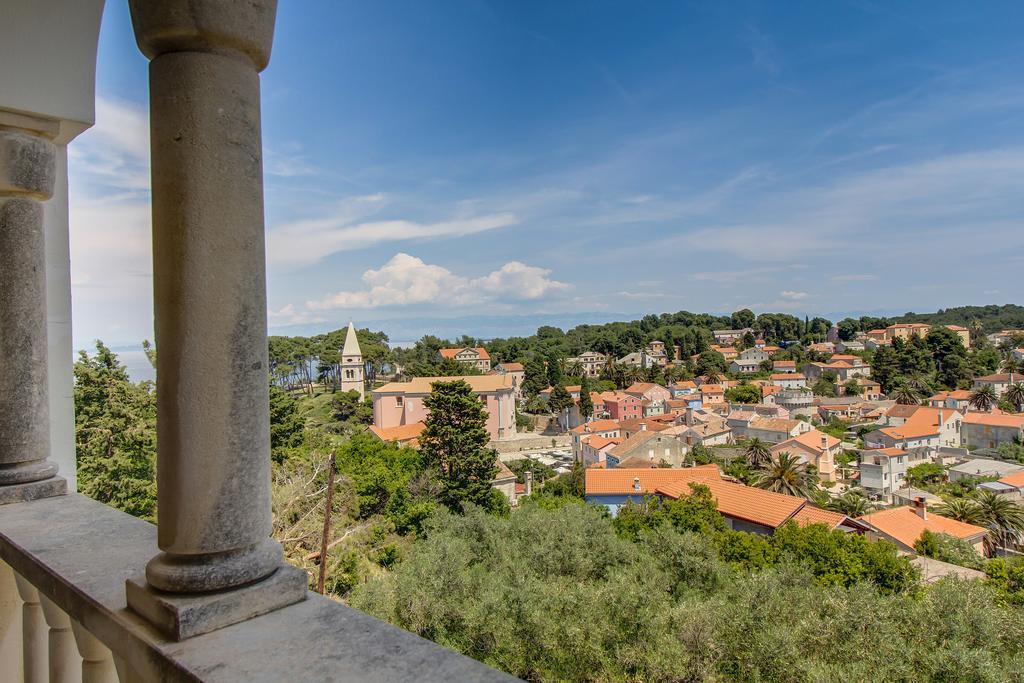 Villa Alma Veli Lošinj Exteriör bild